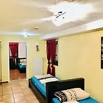 Europa Zum Gruenen Baum בית הארחה 3*