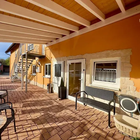 Europa Zum Gruenen Baum