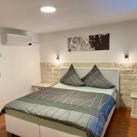 Vendégház Europa Zum Gruenen Baum