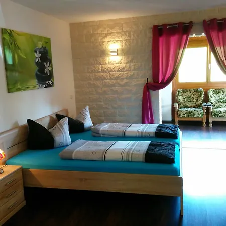 Europa Zum Gruenen Baum Rust