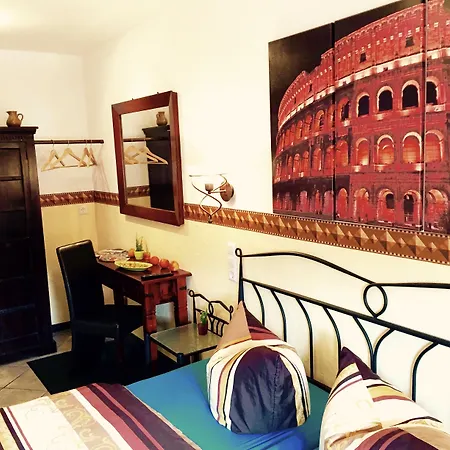 Europa Zum Gruenen Baum Vendégház 3*