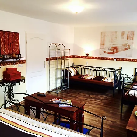 Europa Zum Gruenen Baum Rust