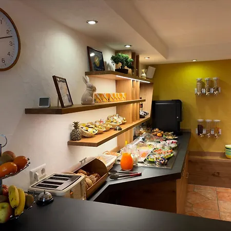 Europa Zum Gruenen Baum Gæstehus 3*