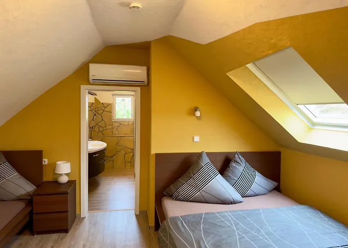 Europa Zum Gruenen Baum Rust