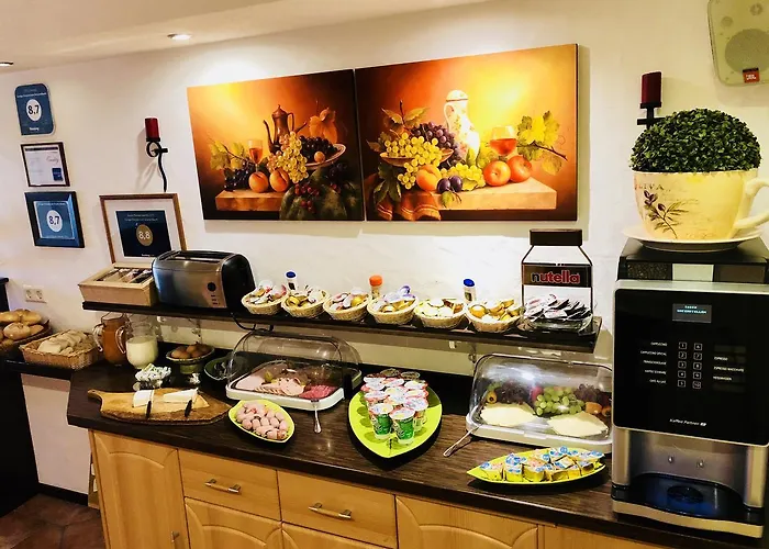 Gæstehus Europa Zum Gruenen Baum 3*